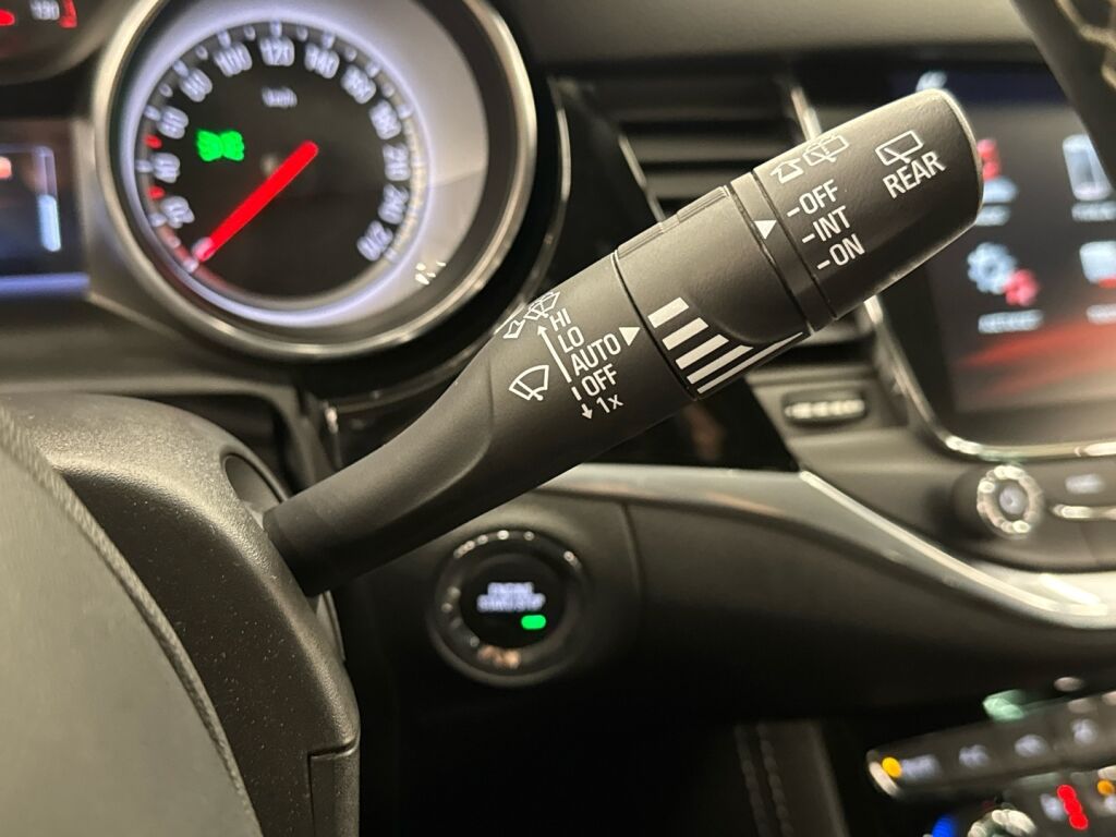Opel Astra 2018 Harmaa