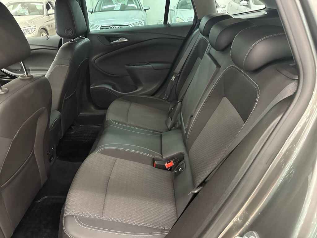 Opel Astra 2018 Harmaa