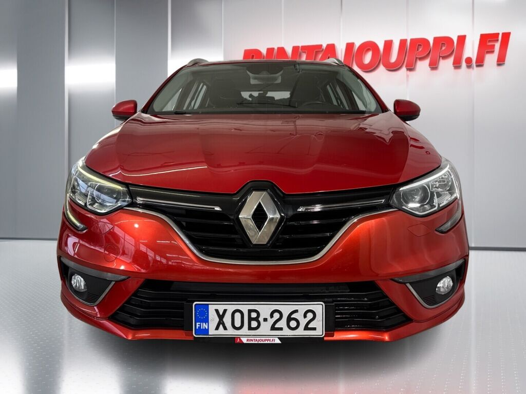 Renault Megane 2017 Punainen
