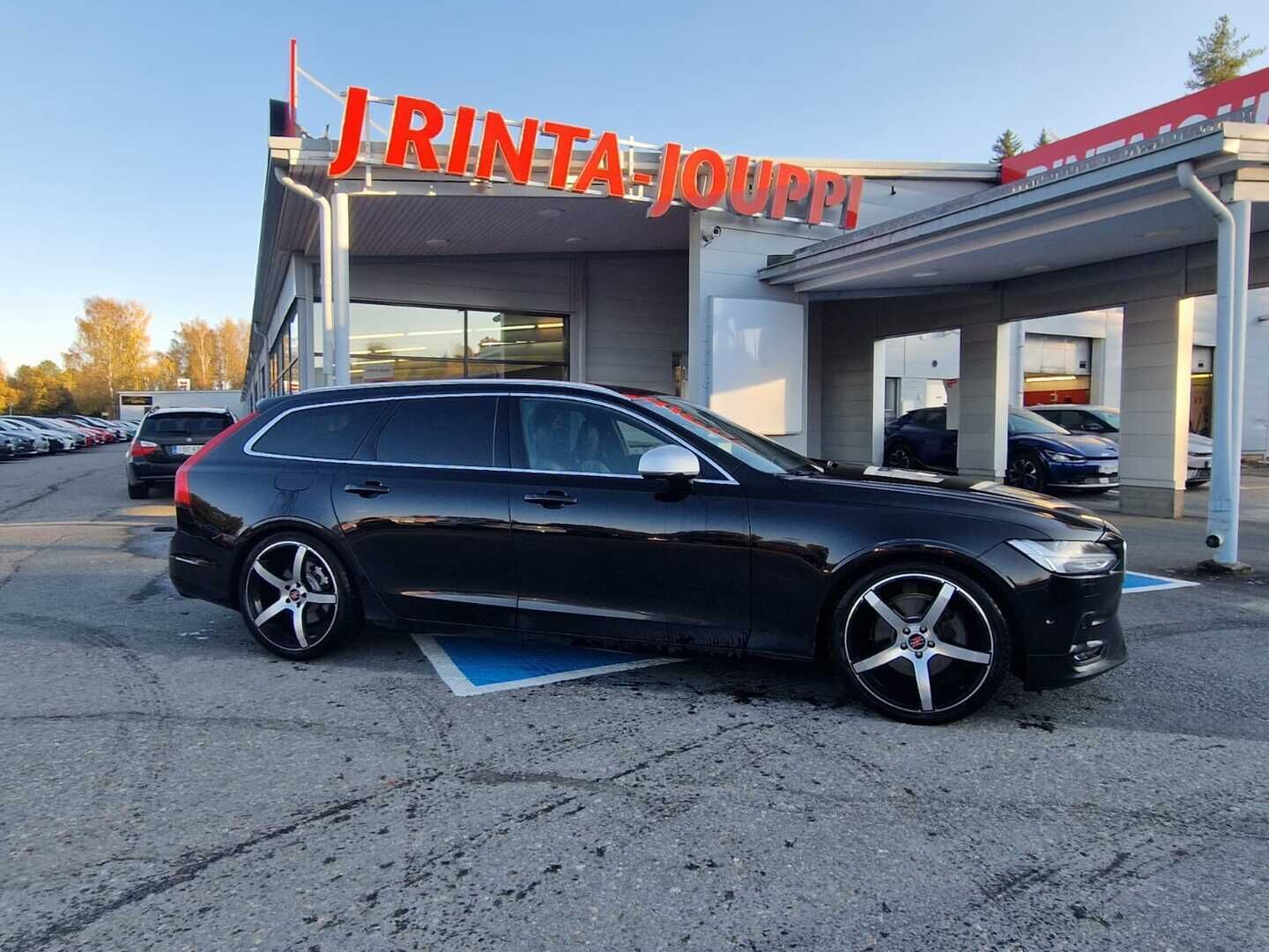 Volvo V90