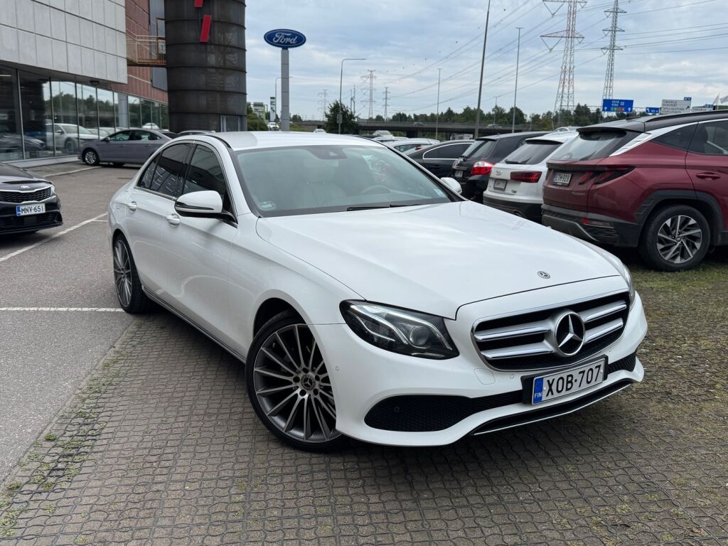 Mercedes-Benz E 2017 Valkoinen