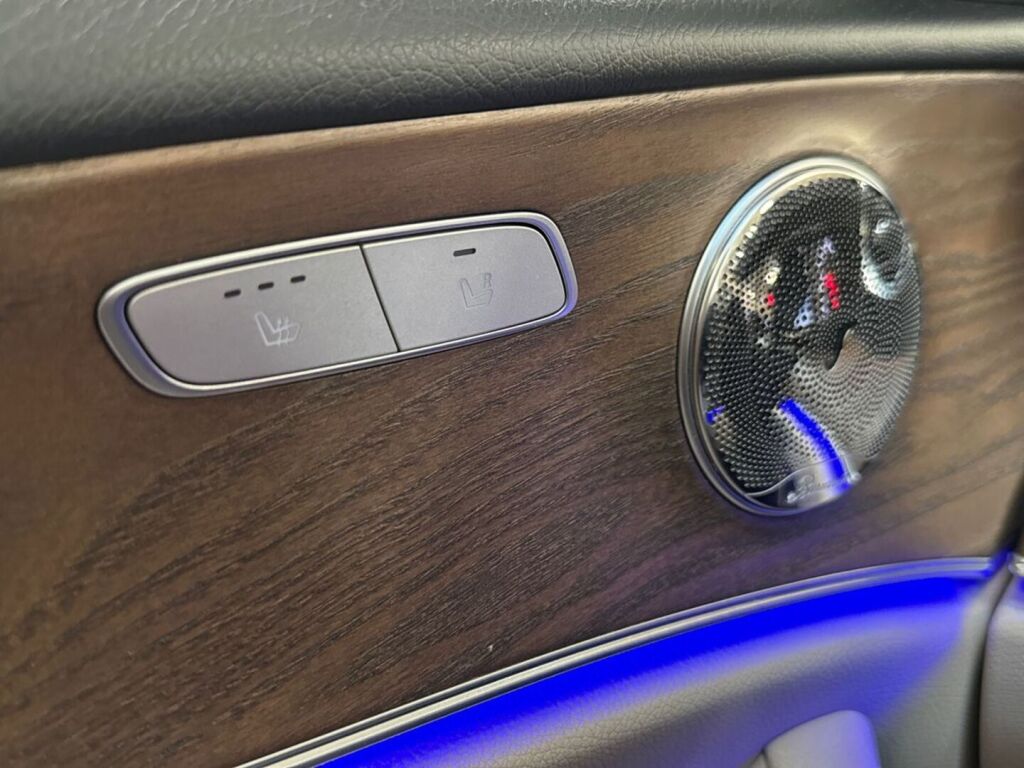 Mercedes-Benz E 2017 Valkoinen