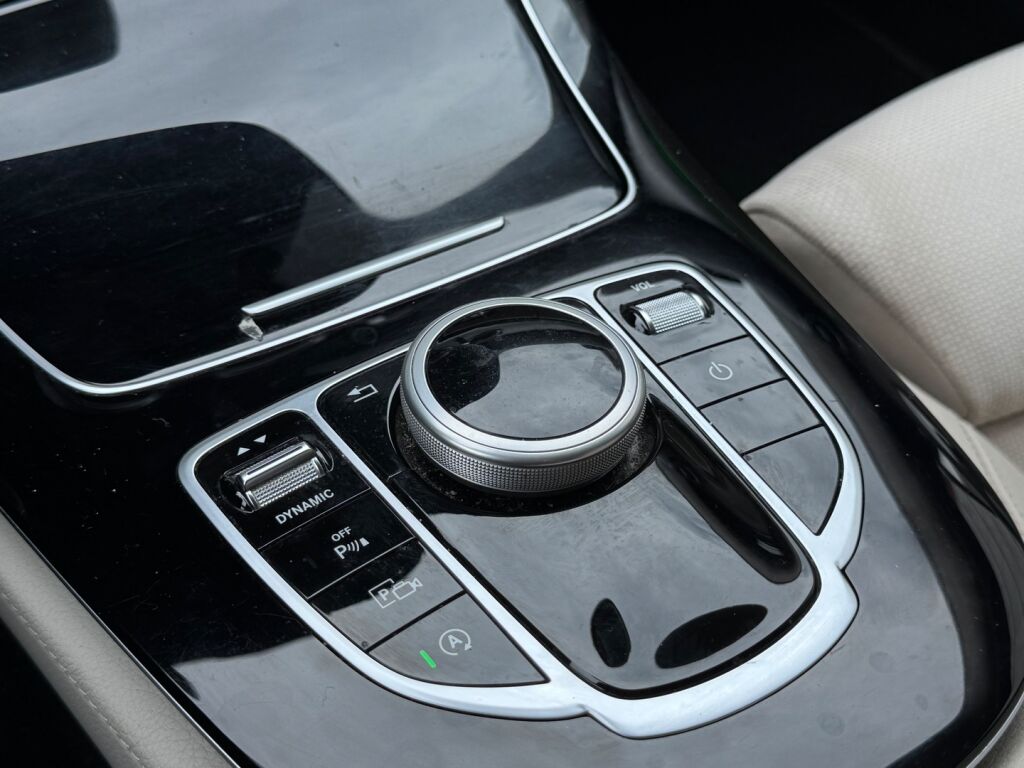 Mercedes-Benz E 2017 Valkoinen