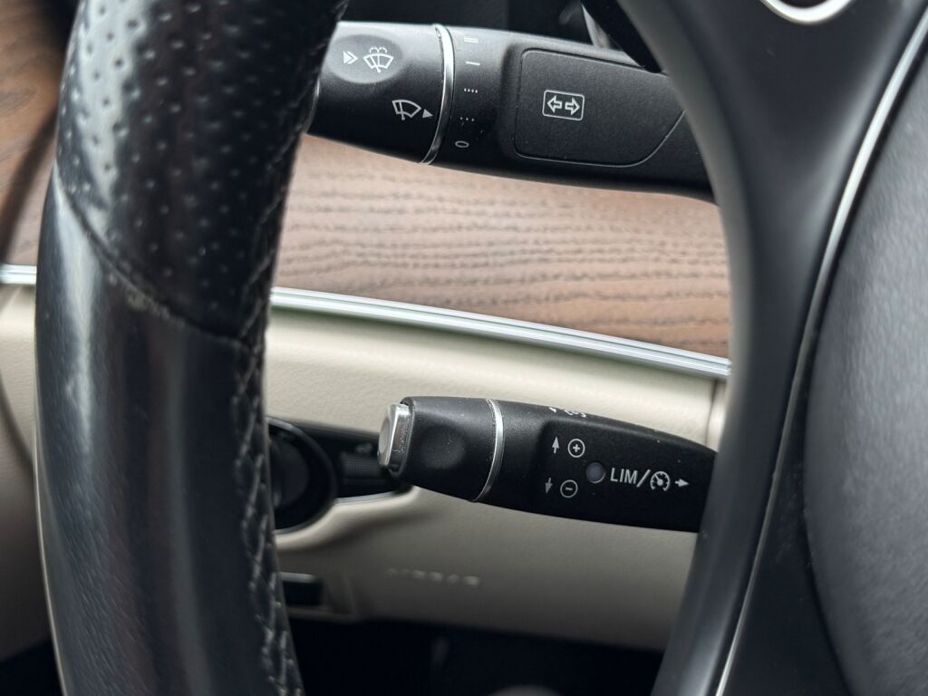 Mercedes-Benz E 2017 Valkoinen