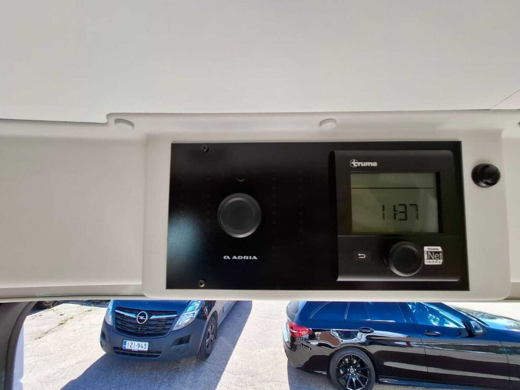 Adria TWIN 600 SP PLATINUM 2017 Hopea