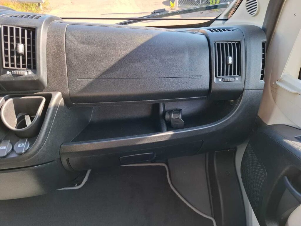 Adria TWIN 600 SP PLATINUM 2017 Hopea