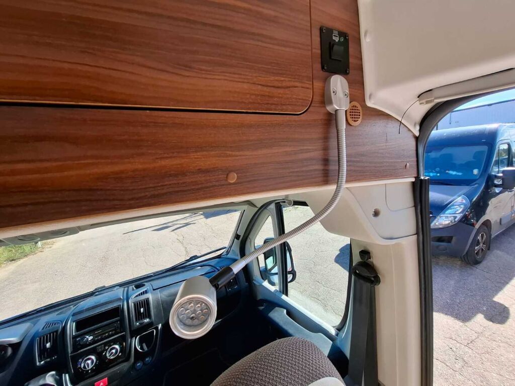 Adria TWIN 600 SP PLATINUM 2017 Hopea