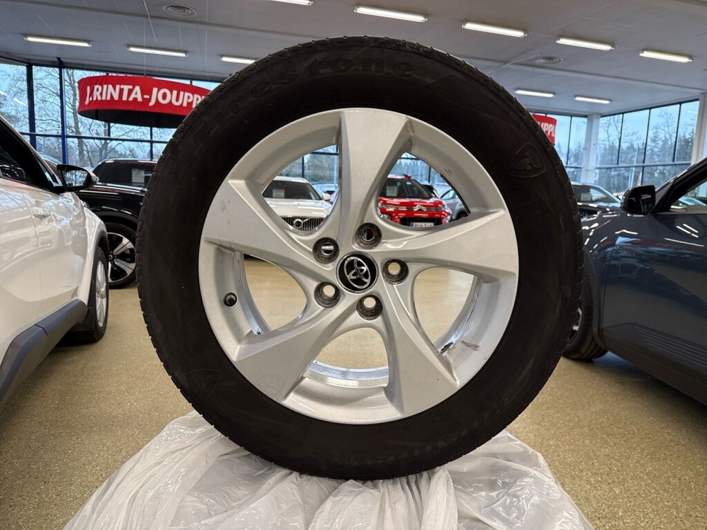 Toyota C-HR 2017 Valkoinen