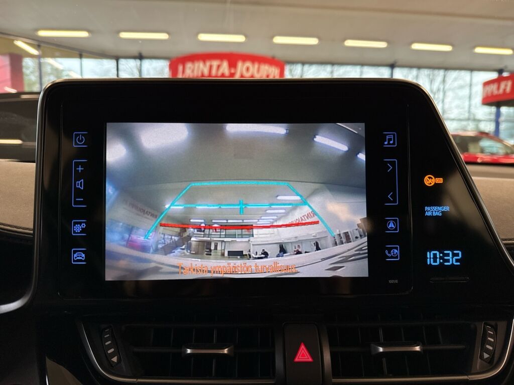 Toyota C-HR 2017 Valkoinen