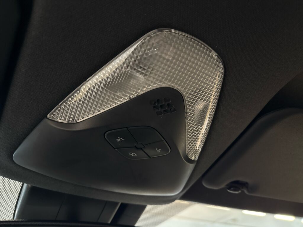 Toyota C-HR 2017 Valkoinen