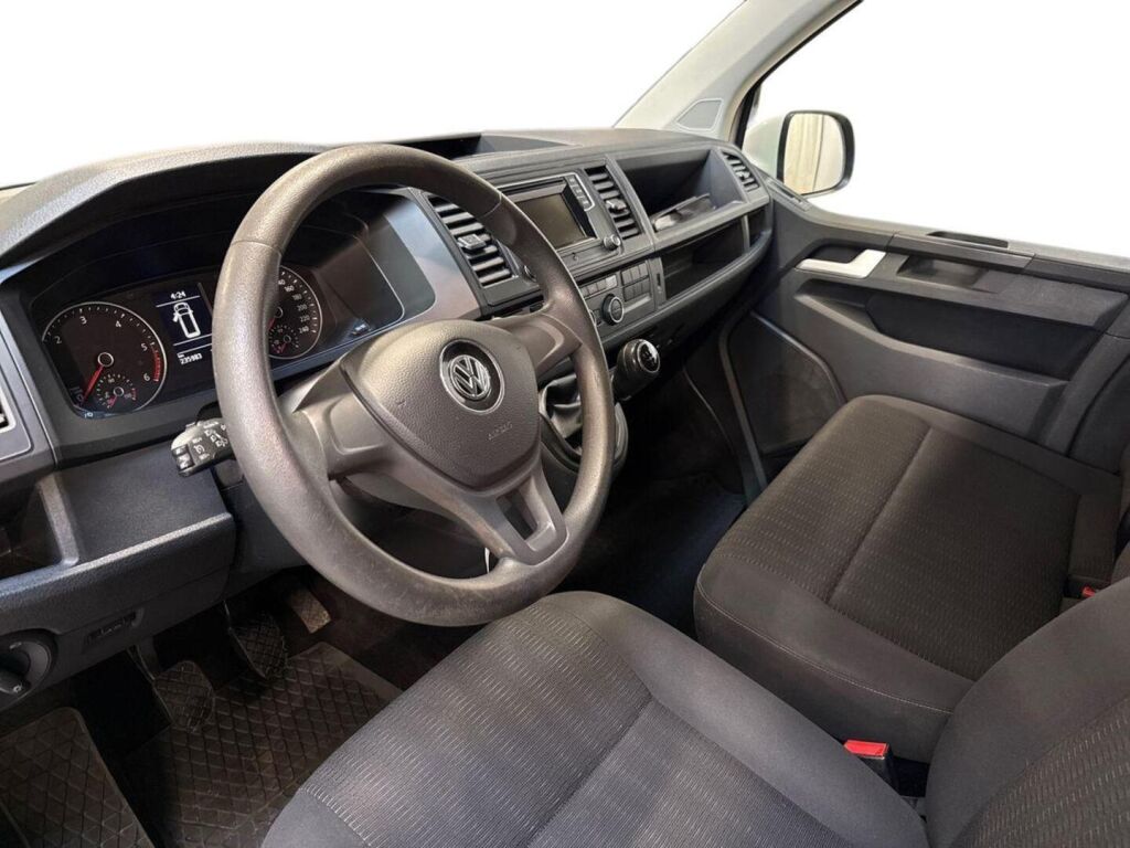 Volkswagen Caravelle 2017 Valkoinen