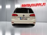 Volkswagen Golf 2018 Valkoinen