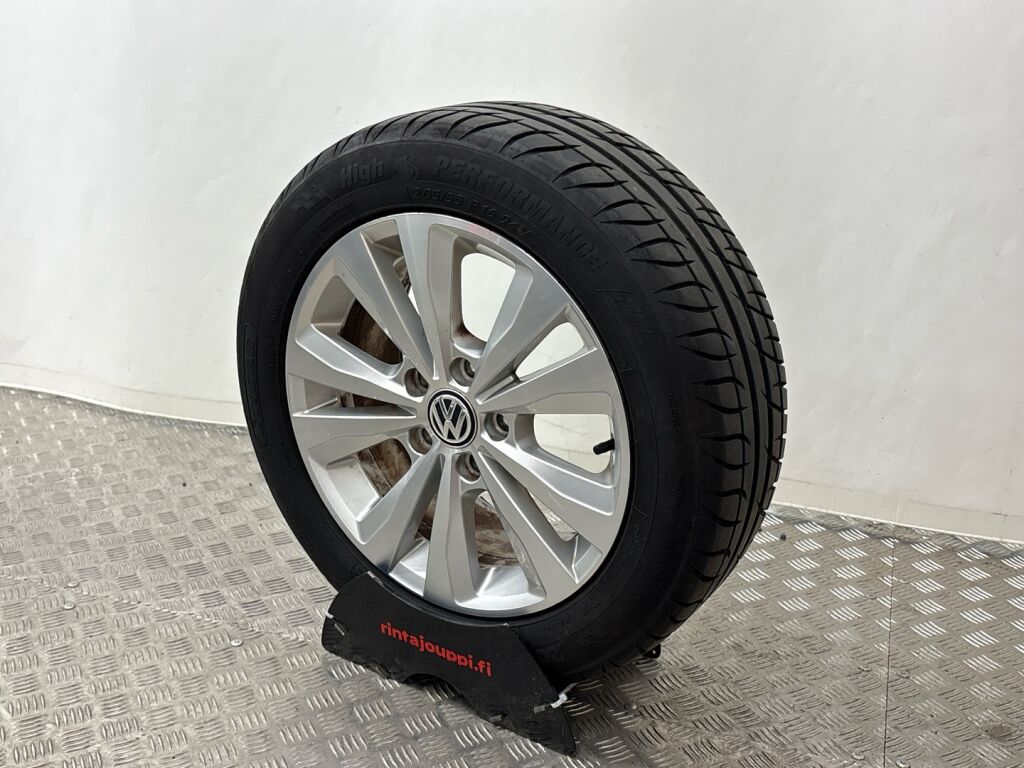 Volkswagen Golf 2018 Valkoinen