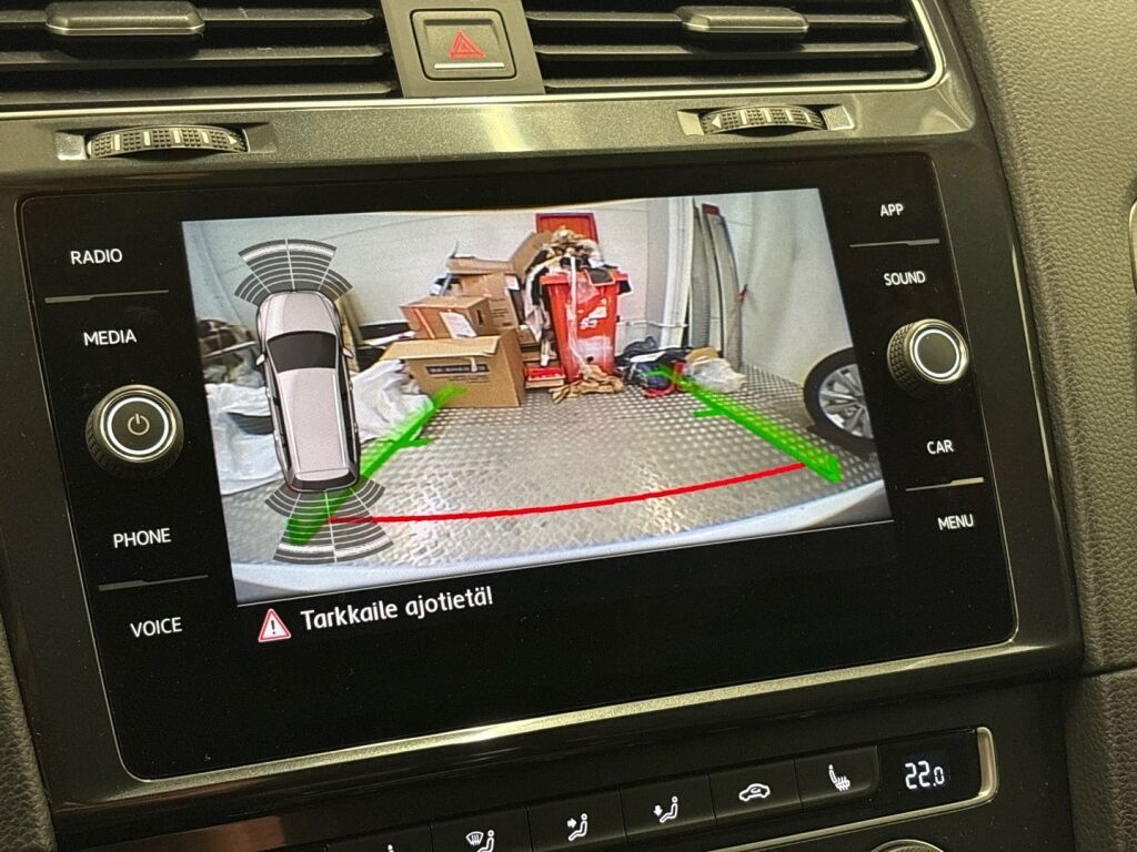 Volkswagen Golf 2018 Valkoinen