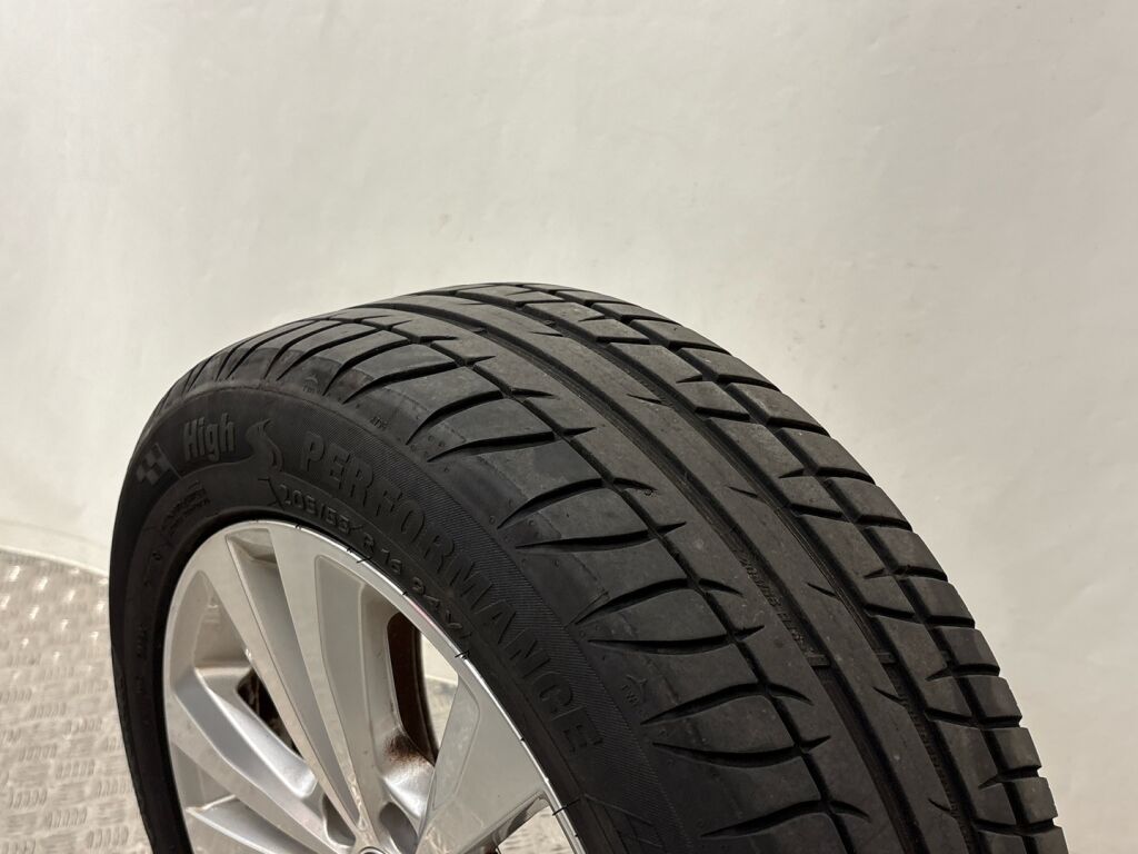 Volkswagen Golf 2018 Valkoinen