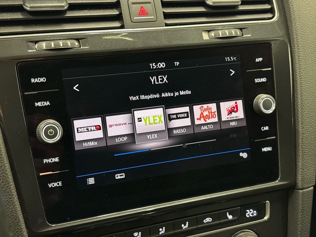 Volkswagen Golf 2018 Valkoinen