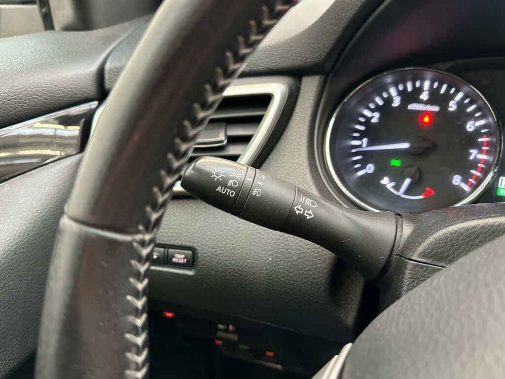 Nissan Qashqai 2017 Valkoinen