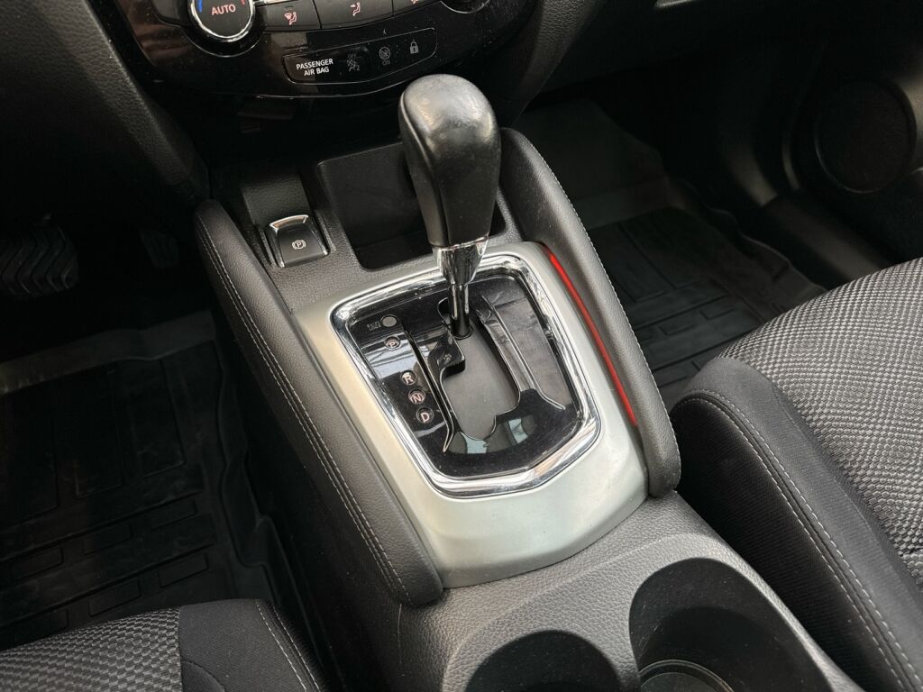 Nissan Qashqai 2017 Valkoinen