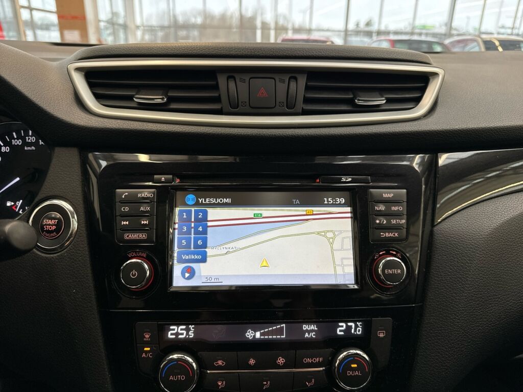 Nissan Qashqai 2017 Valkoinen