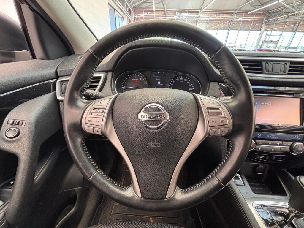 Nissan Qashqai 2017 Ruskea (beige)