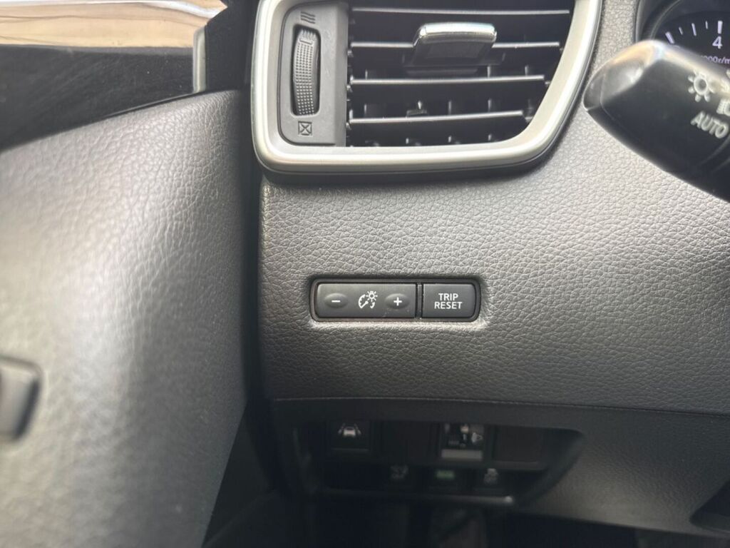 Nissan Qashqai 2017 Ruskea (beige)