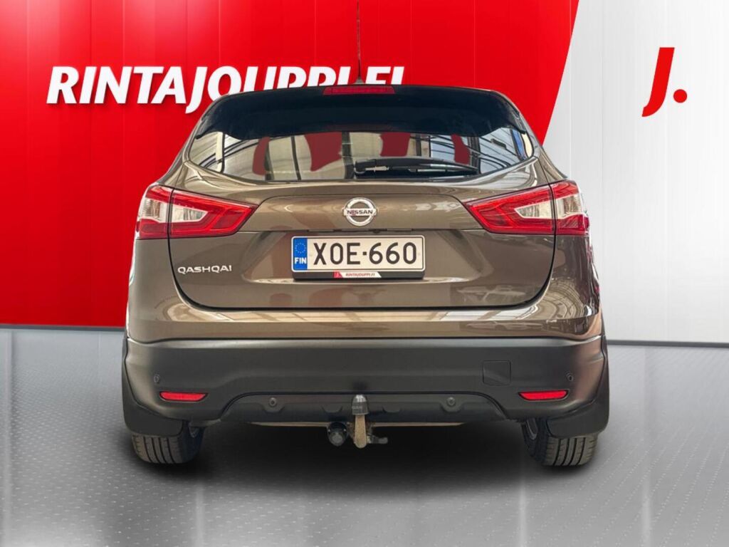Nissan Qashqai 2017 Ruskea (beige)