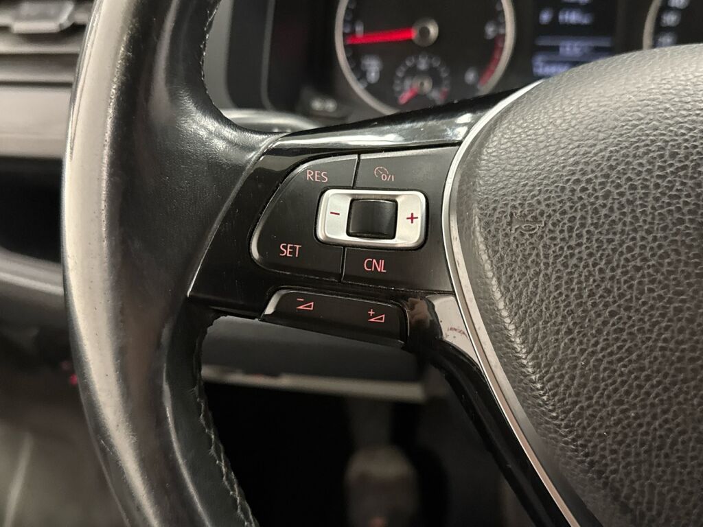 Volkswagen Transporter 2017 Valkoinen