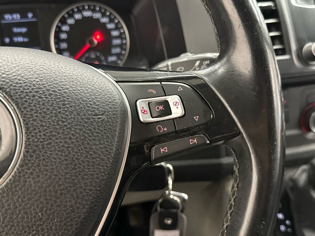 Volkswagen Transporter 2017 Valkoinen