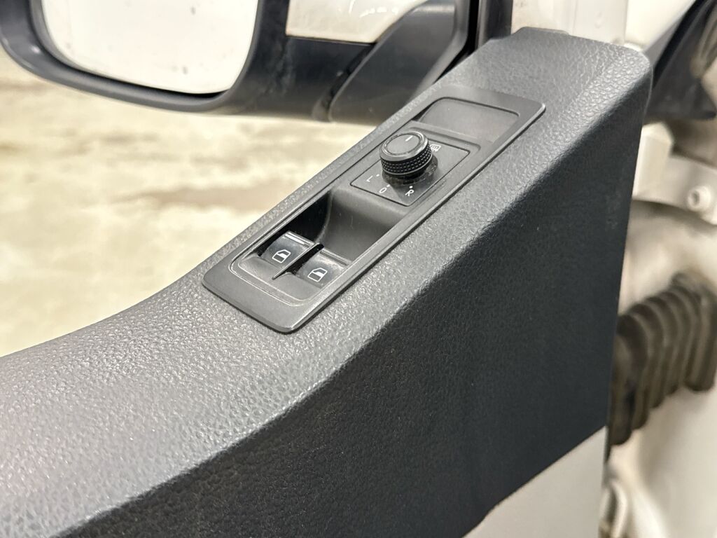 Volkswagen Transporter 2017 Valkoinen