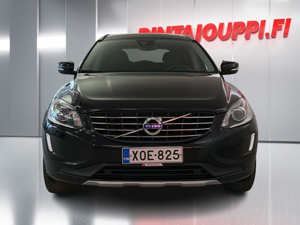 Volvo XC60 2017 Musta