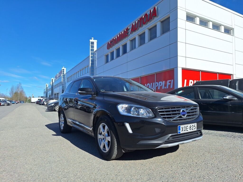 Volvo XC60 2017 Musta