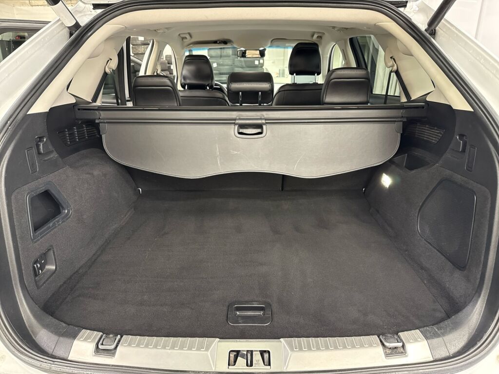 Ford Edge 2018 Valkoinen