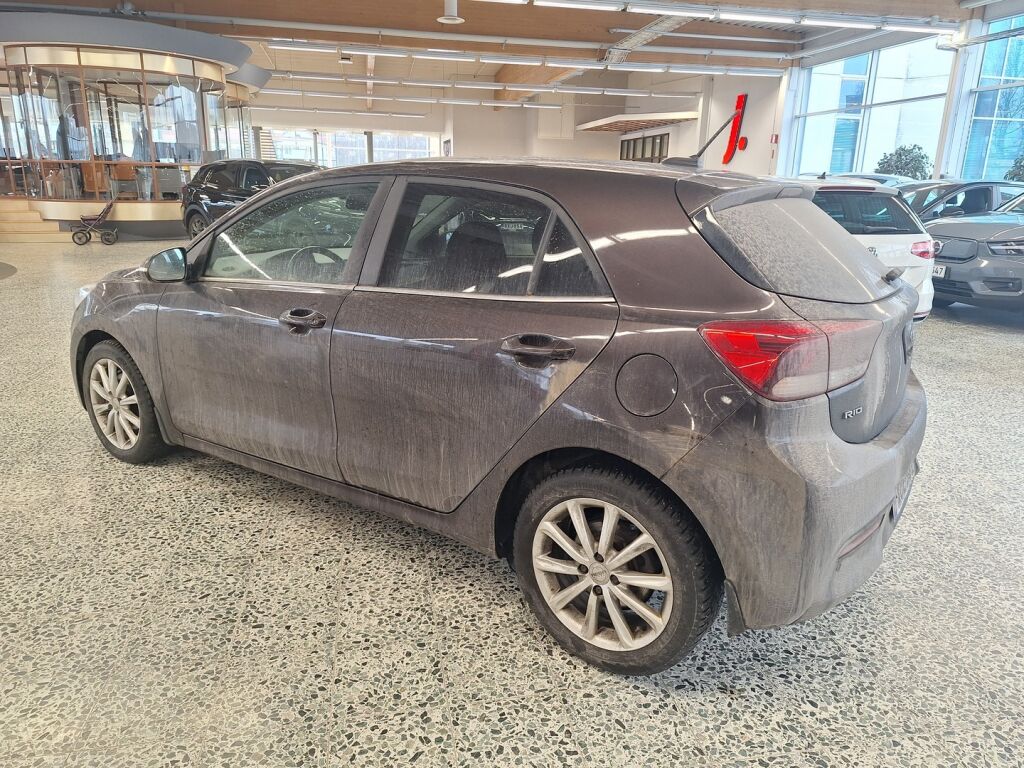 Kia Rio 2017 Ruskea (beige)