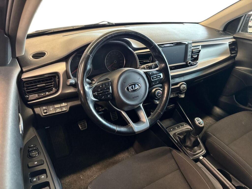 Kia Rio 2017 Ruskea (beige)