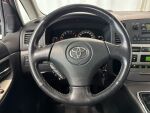 Toyota Corolla Verso 2003 Punainen