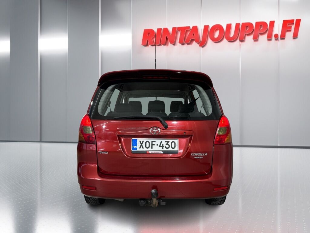Toyota Corolla Verso 2003 Punainen