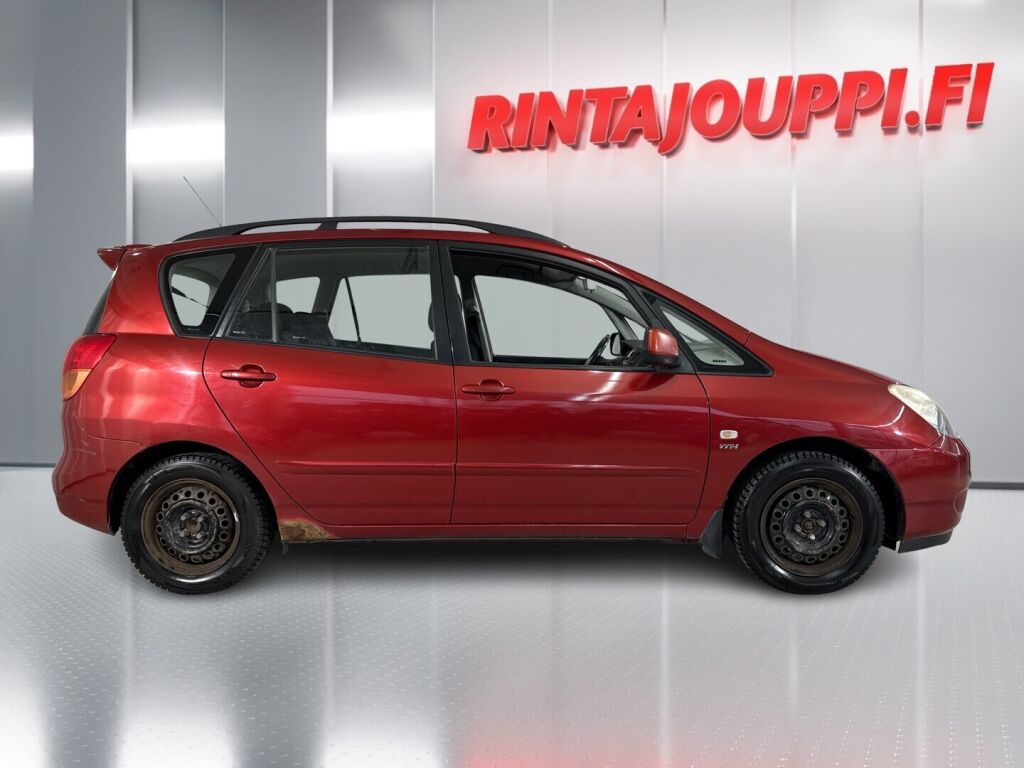 Toyota Corolla Verso 2003 Punainen