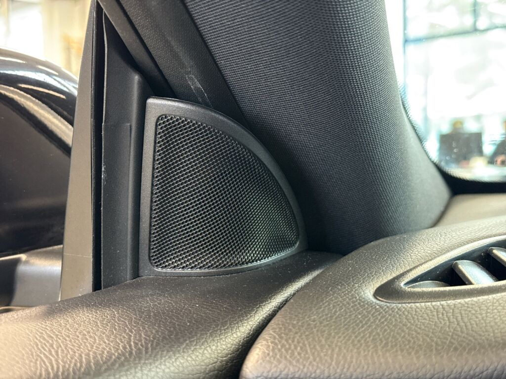 Mercedes-Benz CLA 2017 Musta