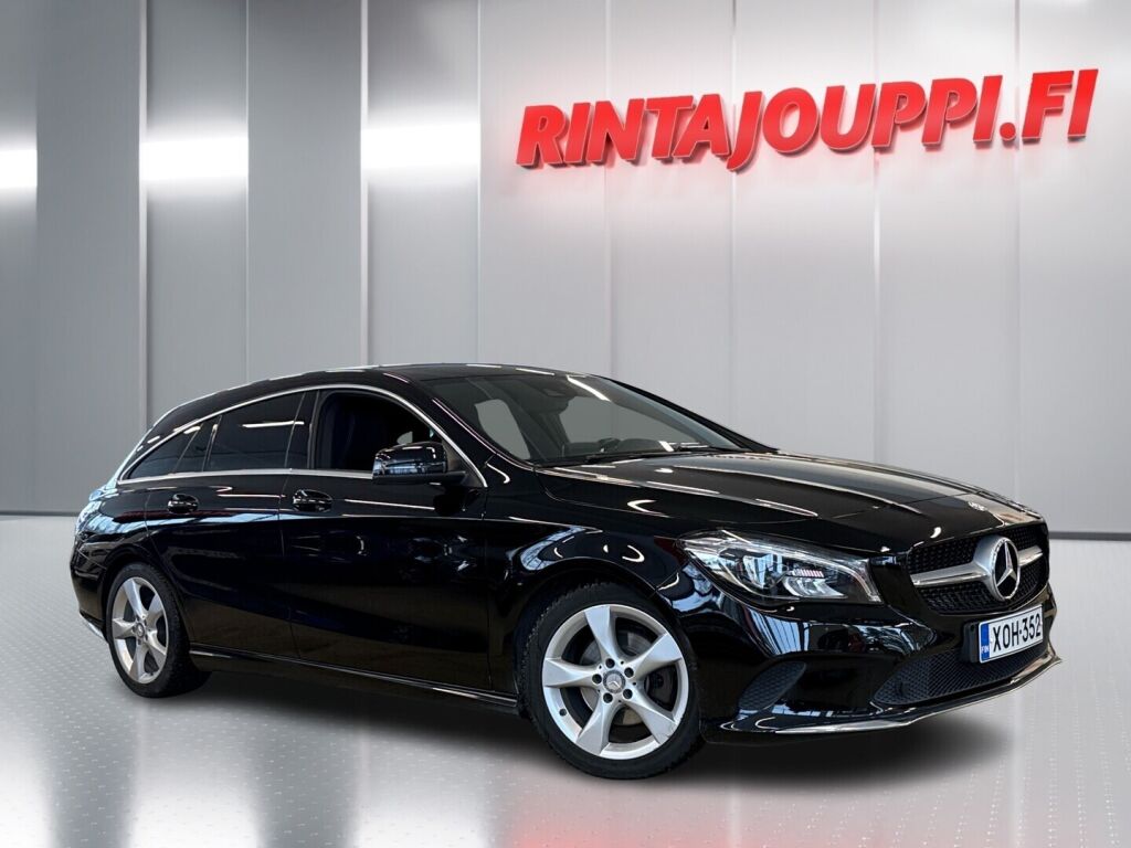 Mercedes-Benz CLA 2017 Musta