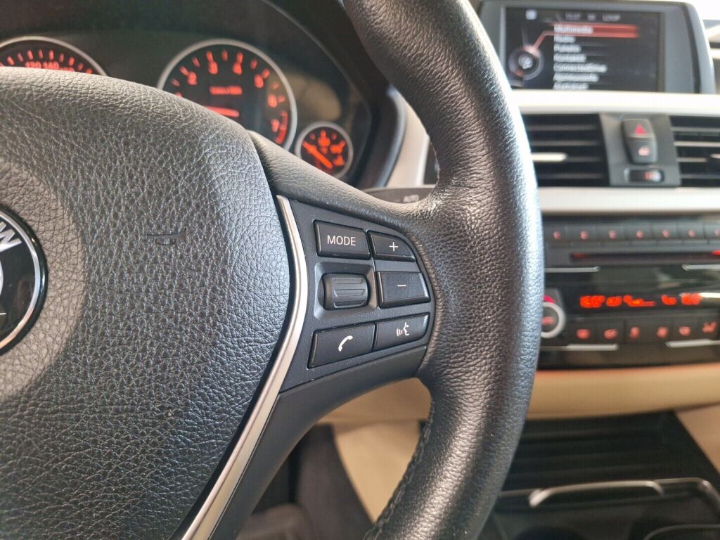 BMW 320 Gran Turismo 2017 Musta