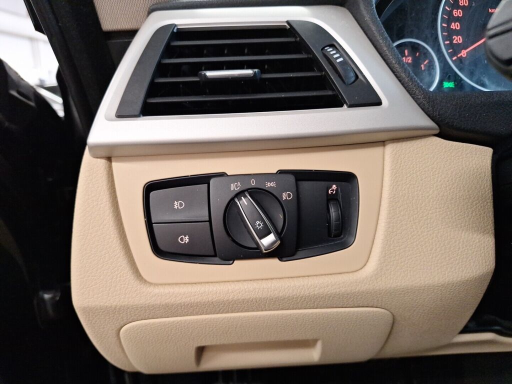 BMW 320 Gran Turismo 2017 Musta