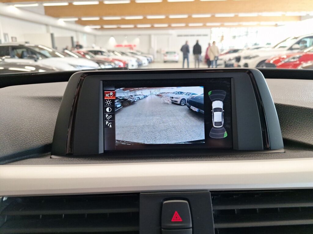 BMW 320 Gran Turismo 2017 Musta