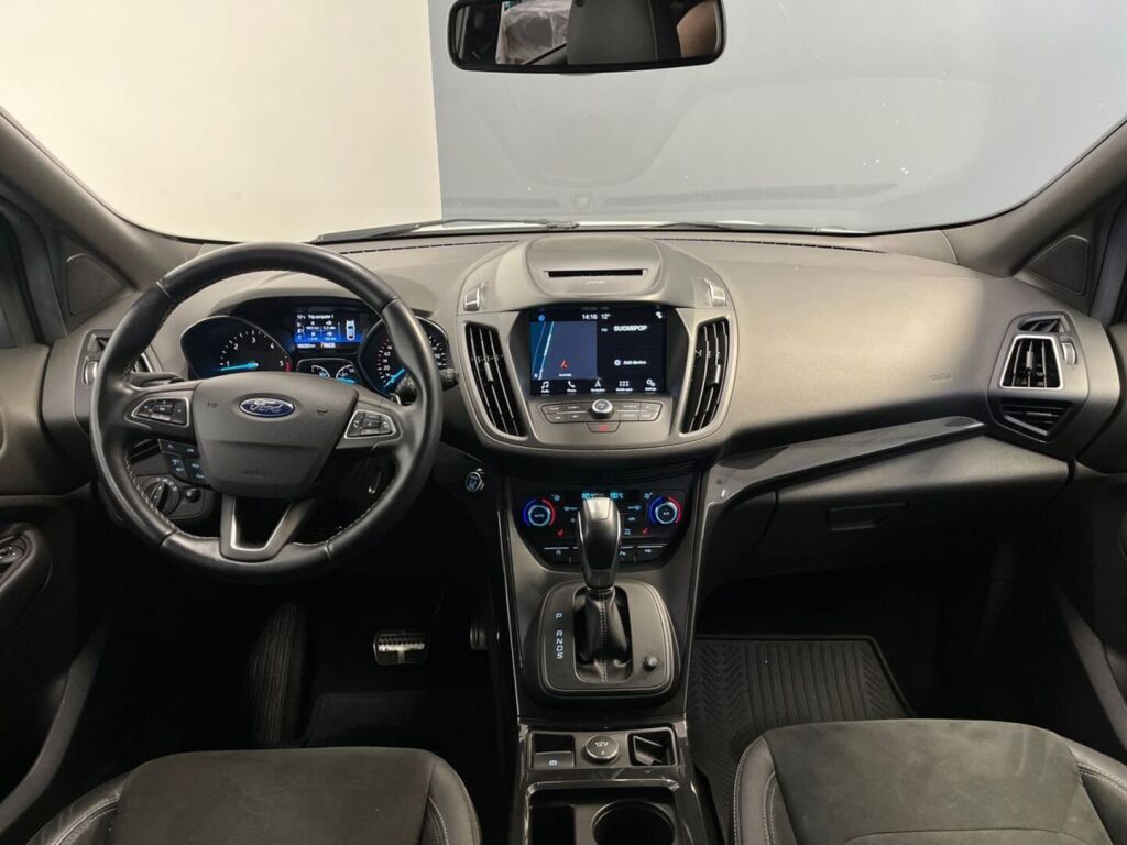 Ford Kuga 2018 Valkoinen