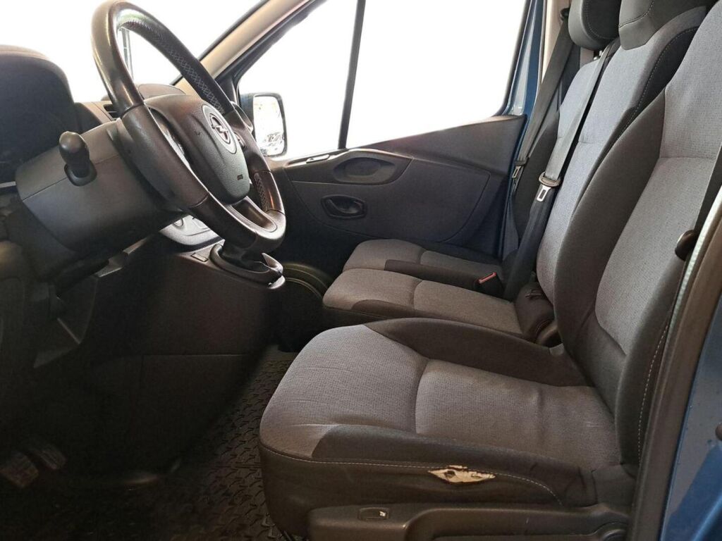 Opel Vivaro 2017 Sininen