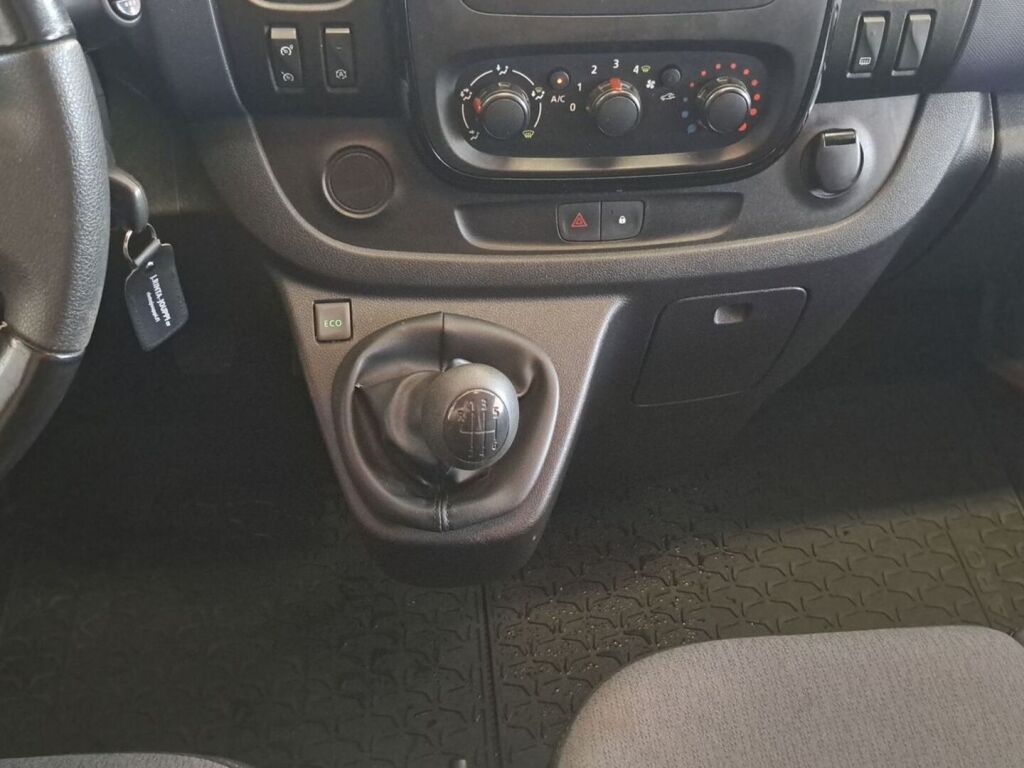 Opel Vivaro 2017 Sininen