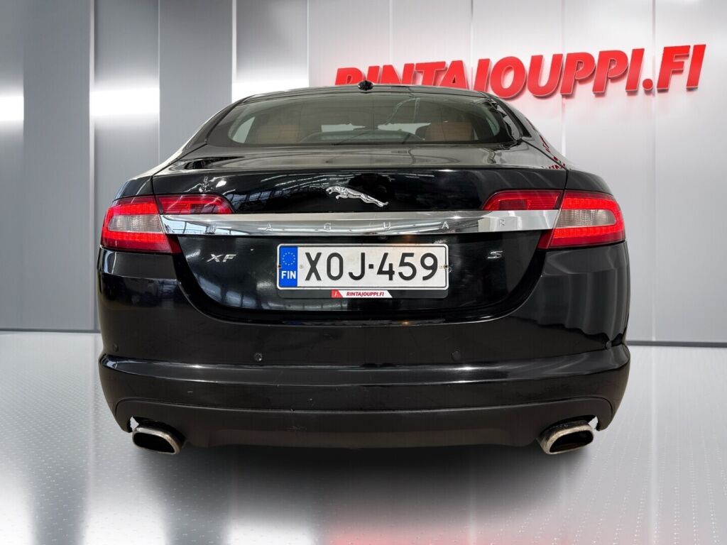Jaguar XF 2011 Musta