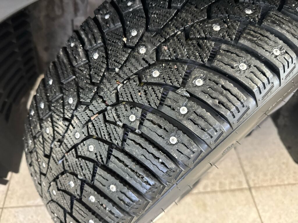 Jaguar XF 2011 Musta