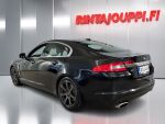 Jaguar XF 2011 Musta