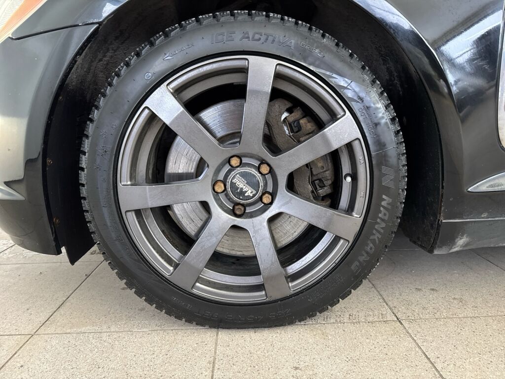 Jaguar XF 2011 Musta