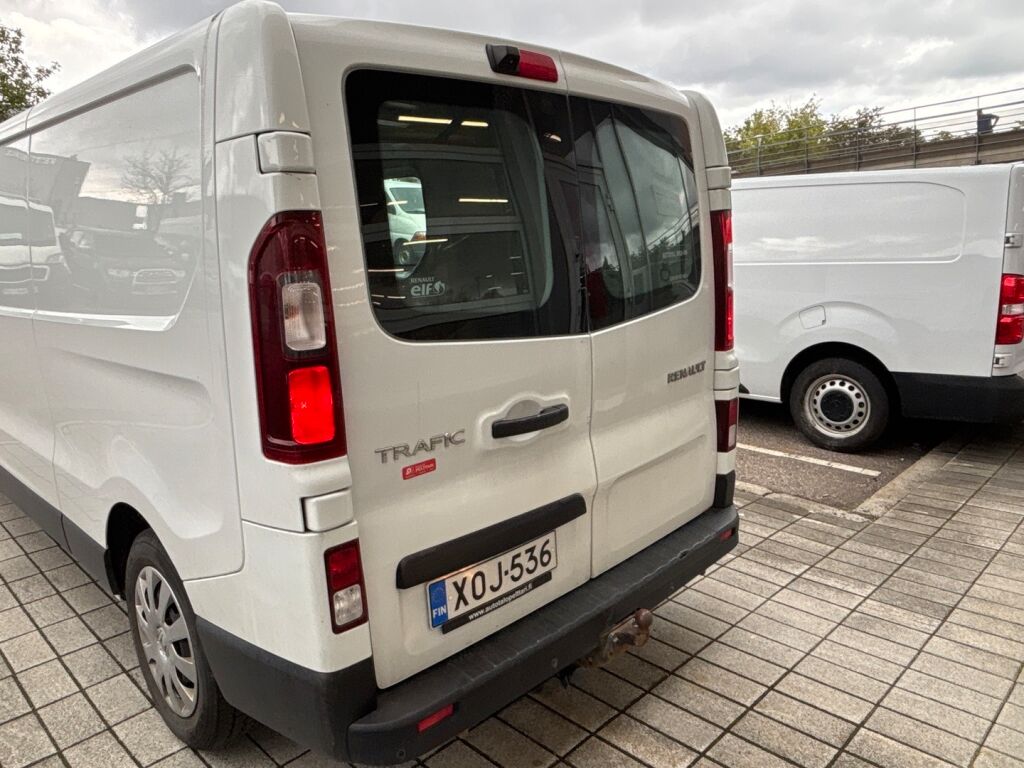 Renault Trafic 2017 Valkoinen